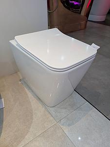 Square Back To Wall Wc & Soft Close Seat Wct3038 - Sample